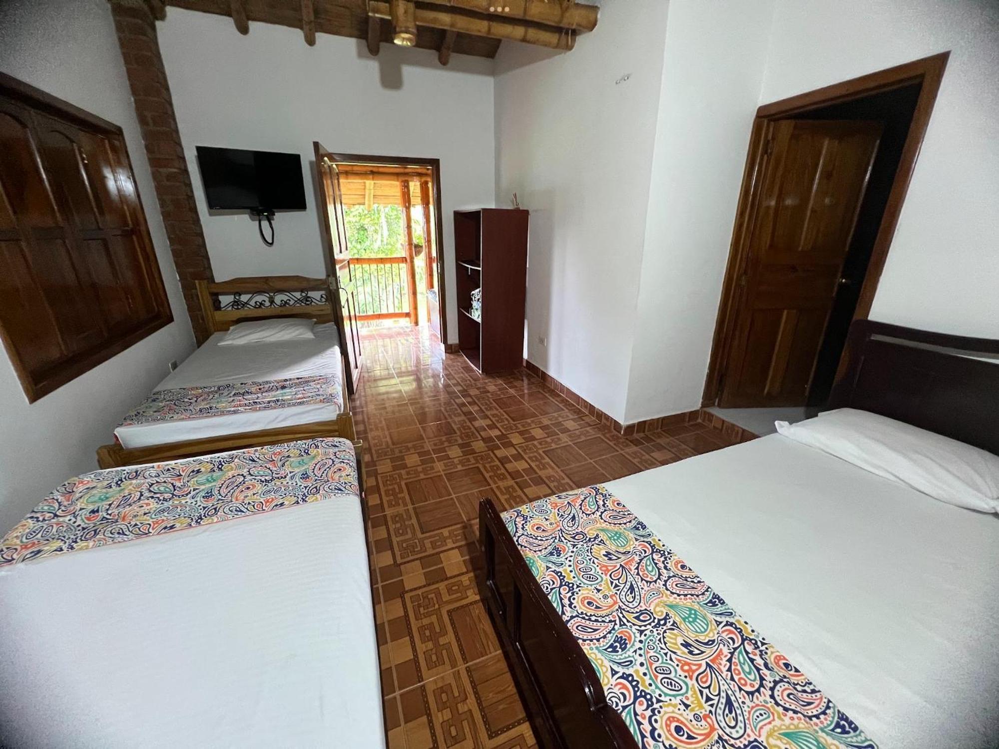 Villa Alejandra Del Quindio Calarcá エクステリア 写真