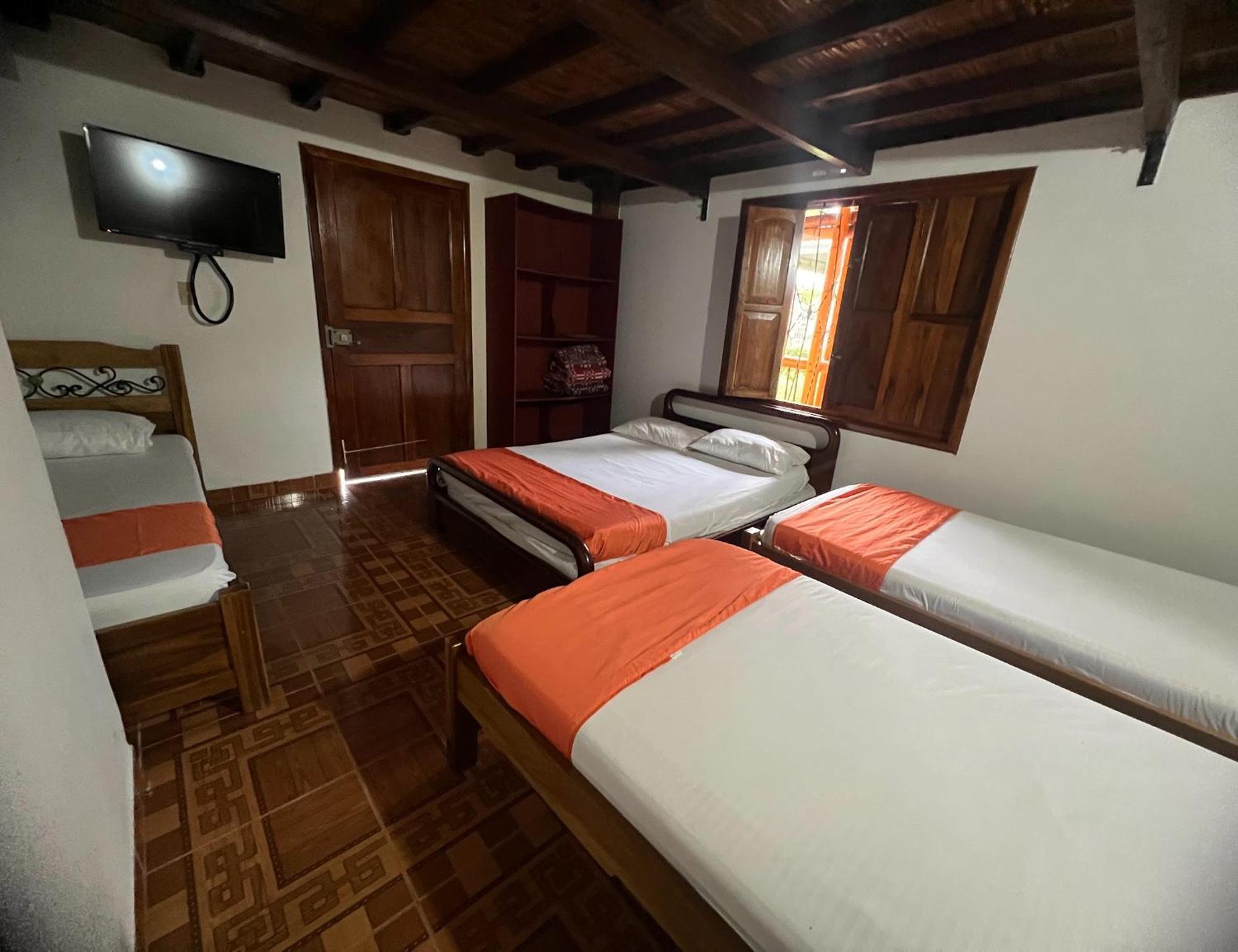 Villa Alejandra Del Quindio Calarcá エクステリア 写真