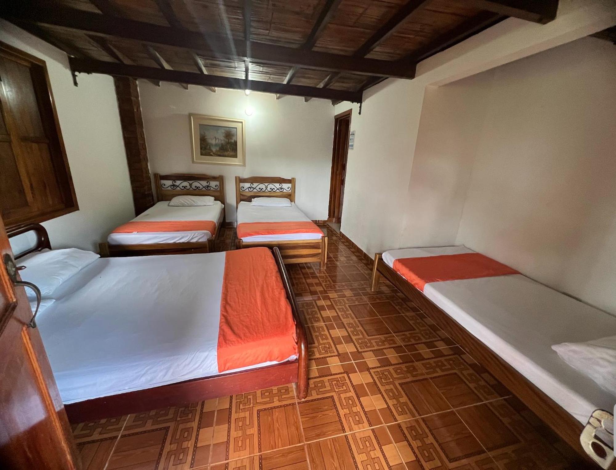 Villa Alejandra Del Quindio Calarcá エクステリア 写真