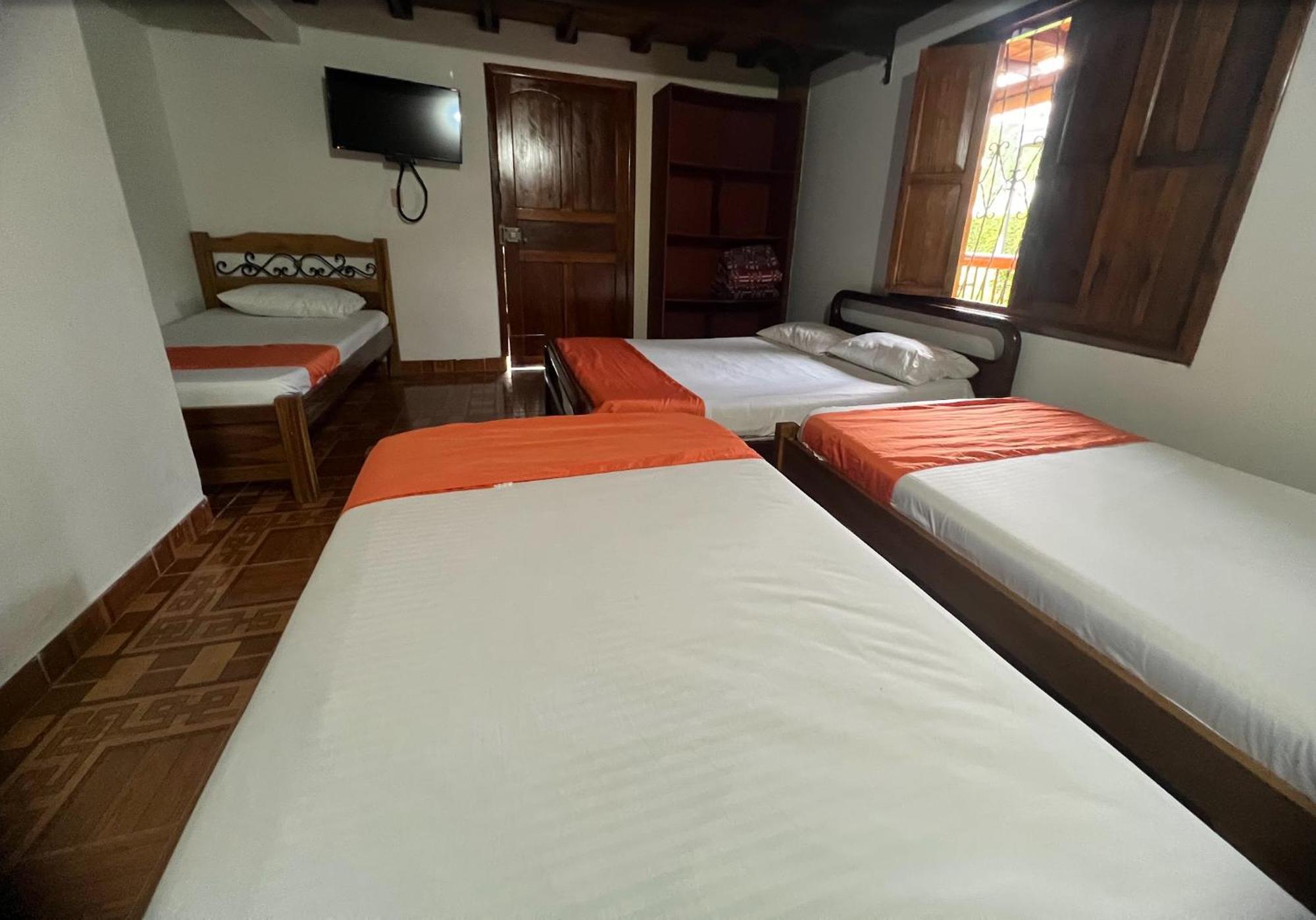 Villa Alejandra Del Quindio Calarcá エクステリア 写真
